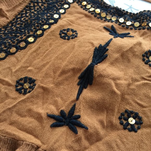 Anandas Embroidered Beaded Boho Smock Top - Picture 6 of 16
